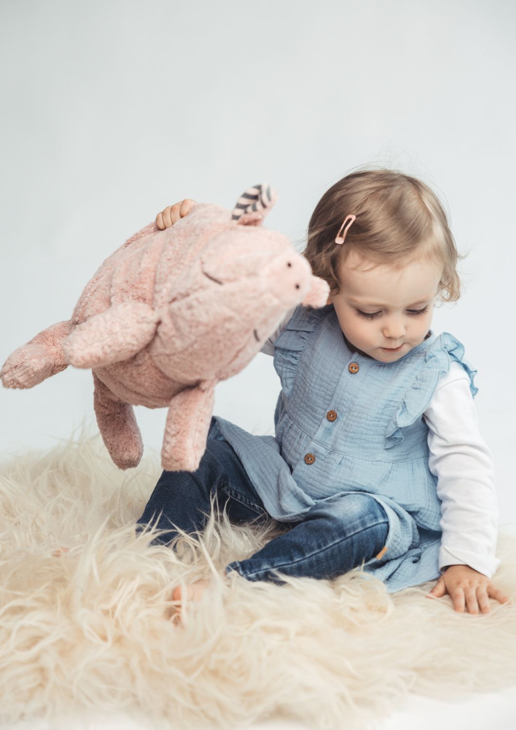 Bio Kuschelkissen kaufen: Welche Füllung passt zu meinem Kind? Hirsespelz, Dinkelspelz & Co. im Ratgeber