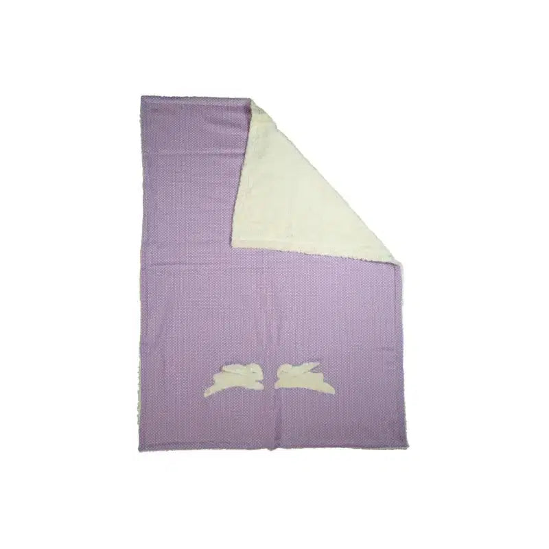 Zusammengelegte Bio Babydecke "Hasen" – weiche Decke aus GOTS-zertifizierter Bio-Baumwolle von PAT & PATTY