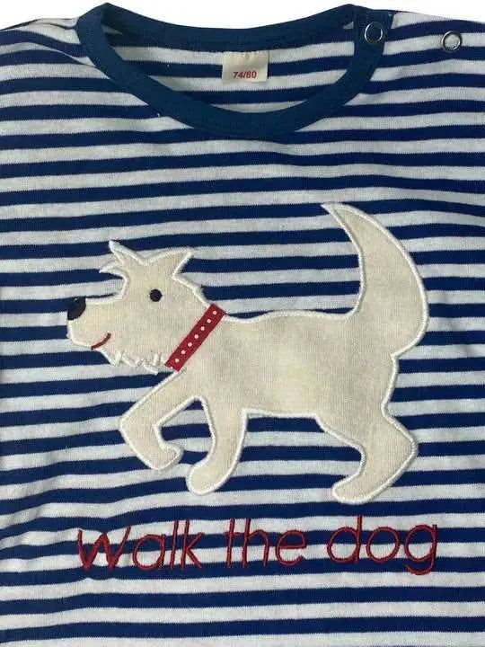 Gefaltetes Bio Langarmshirt Hund verpackt
