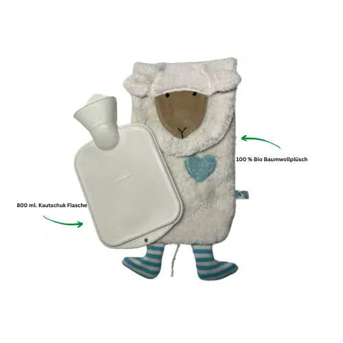 Nachhaltige Wärmflasche mit Schafbezug aus Bio-Wolle von PAT & PATTY