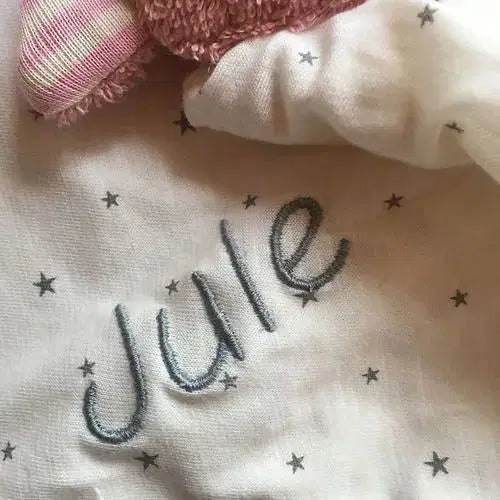 Personalisiertes Schmusetuch "Gans" aus Bio-Baumwolle – handgemacht und nachhaltig von PAT & PATTY, perfektes Babygeschenk