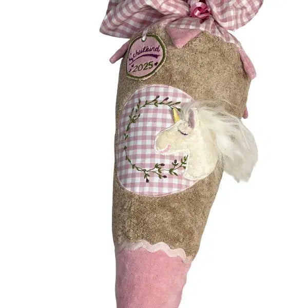 Schultüte aus Stoff mit Einhorn aus Bio-Baumwolle – handgemachtes, nachhaltiges Geschenk zur Einschulung von PAT & PATTY